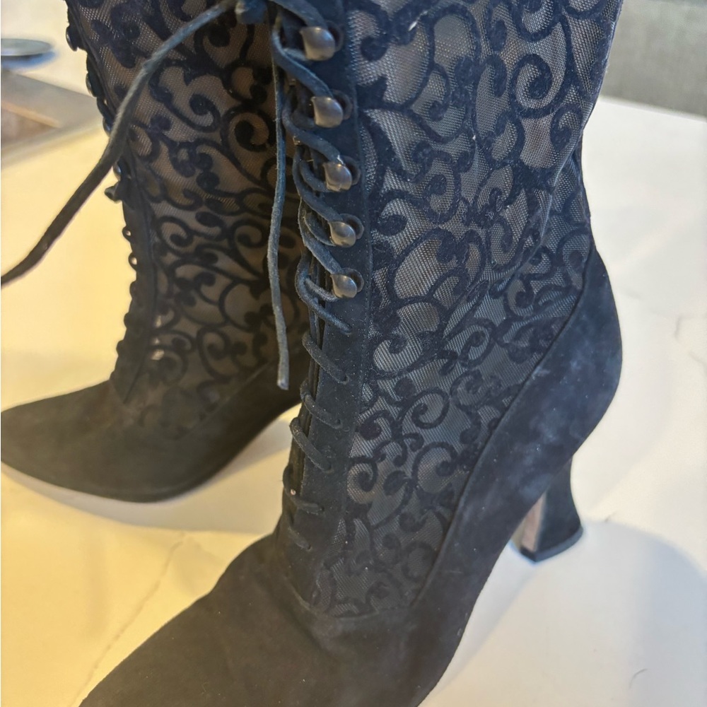 Elegant Lace-Up Heeled Boots-Vintage Vero Cuoio Made in Italy-Victorian/suede